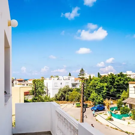 1br Penthouse Universal Апартаменты Пафос