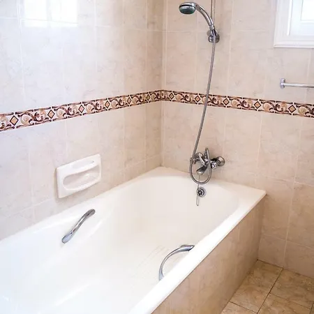 Апартаменты 1br Penthouse Universal *